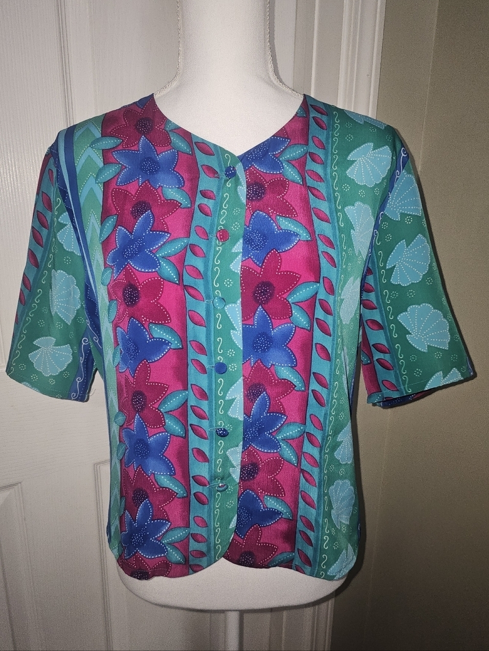 Vintage 90s Tropical Floral Blouse Teal Pink Seashell Button Front Boxy Crop